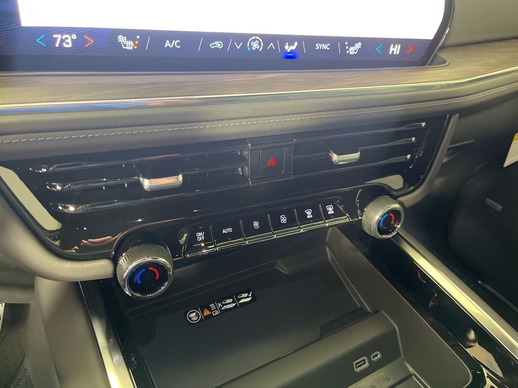 Thumbnail: 2026 Chevrolet Tahoe - 29