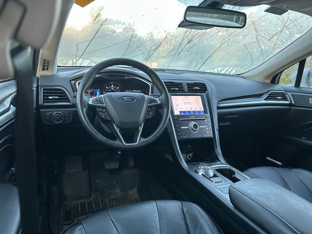 Thumbnail: 2020 Ford Fusion - 12