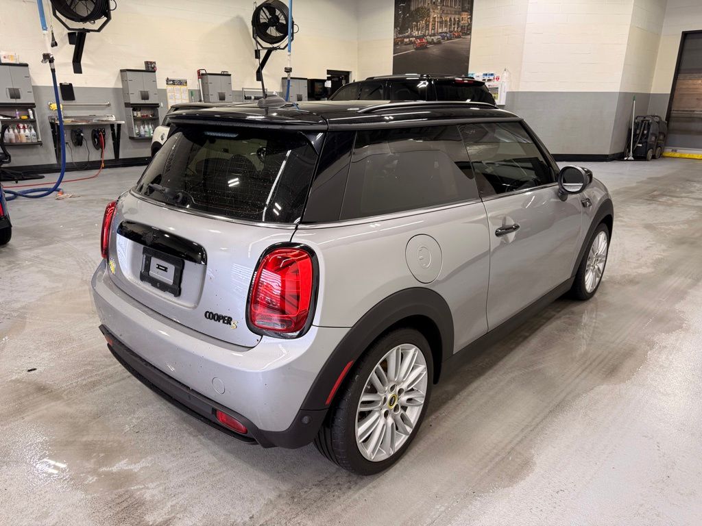 Thumbnail: 2024 MINI Cooper - 7