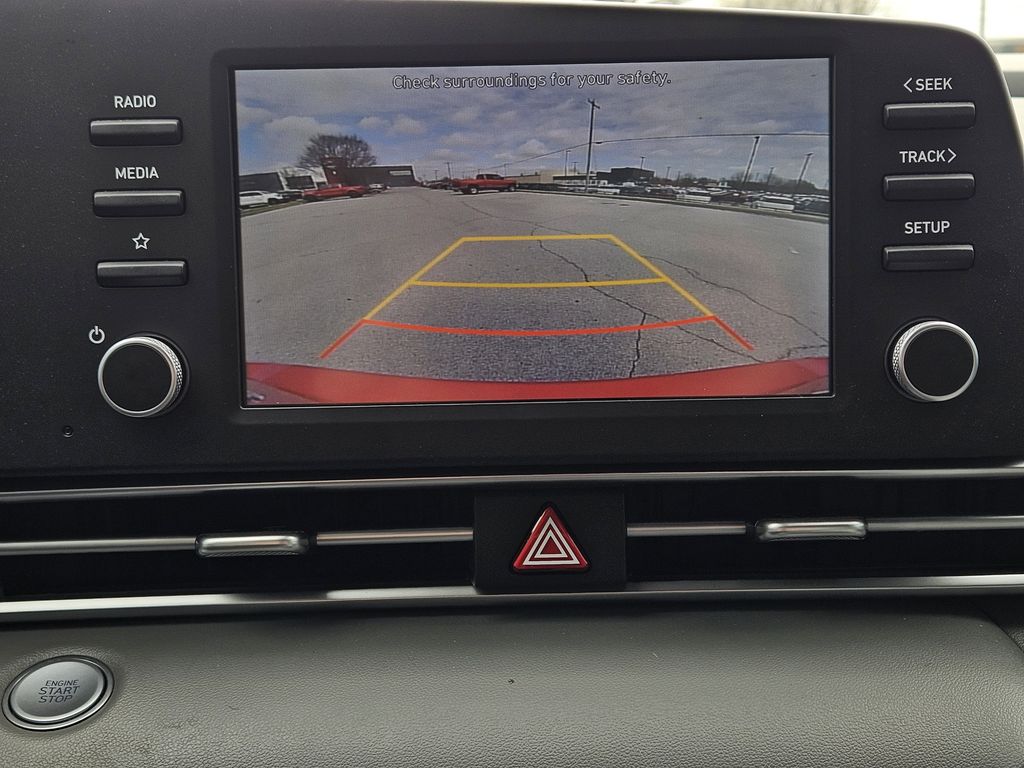 2022 Hyundai Elantra