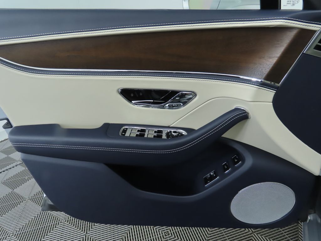 Thumbnail: 2026 Bentley Flying Spur - 25