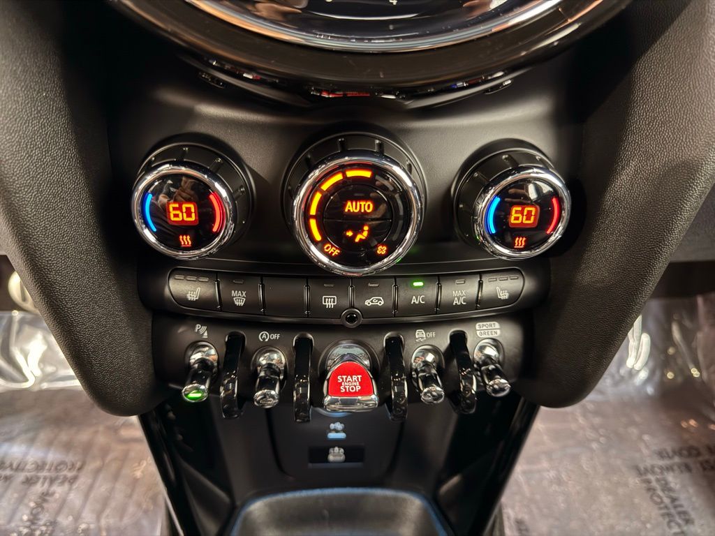 Thumbnail: 2024 MINI Cooper - 18