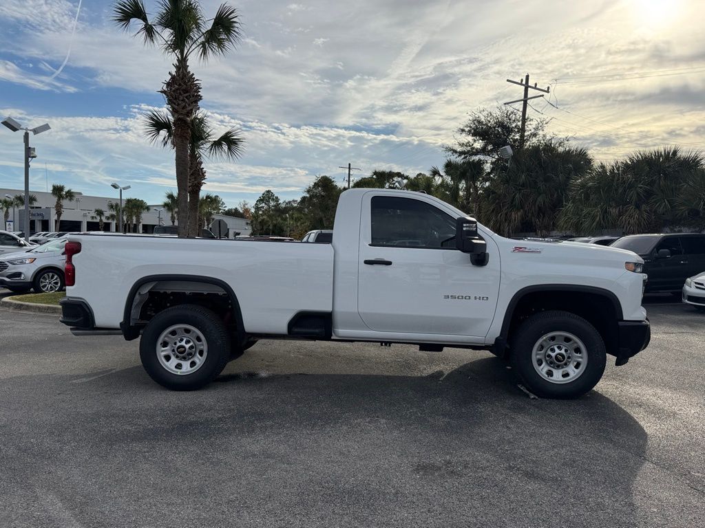 2025 Chevrolet Silverado 3500HD Work Truck 9