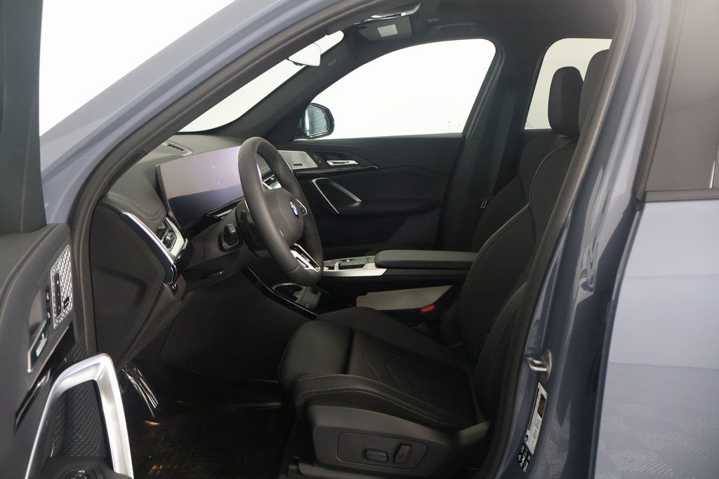 Thumbnail: 2025 BMW X1 - 5