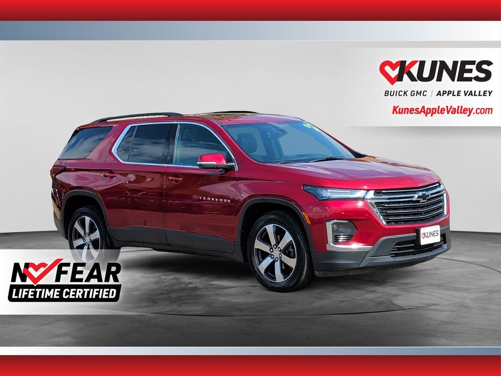2023 Chevrolet Traverse LT Leather