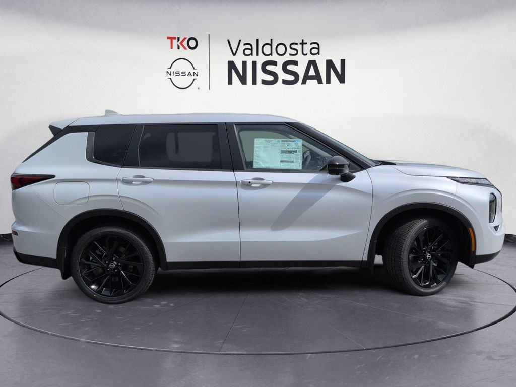 New 2026 Nissan Rogue Plug-in Hybrid SUV