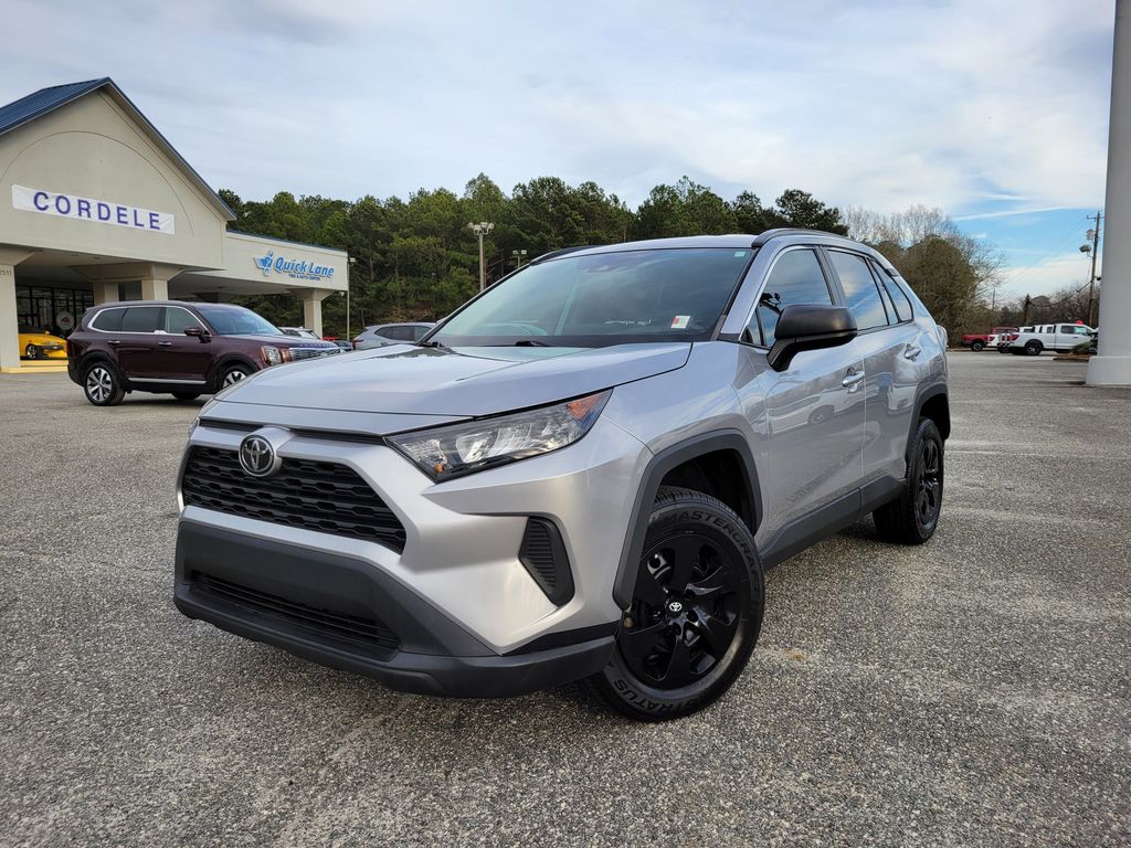 2020 Toyota RAV4 LE FWD