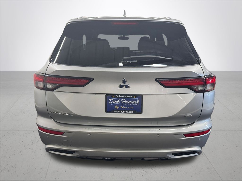 2023 Mitsubishi Outlander SEL