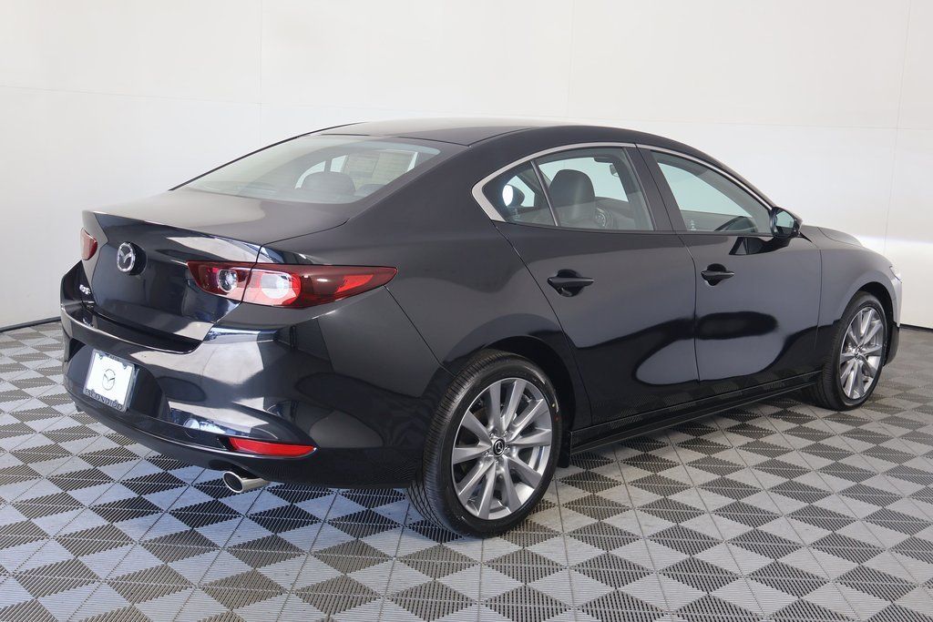 Thumbnail: 2026 Mazda Mazda3 - 2