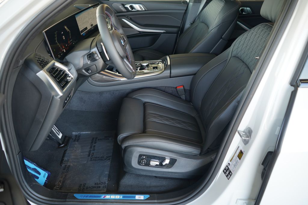 Thumbnail: 2026 BMW X7 - 7