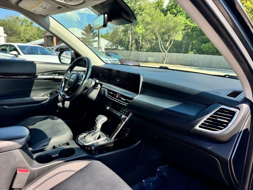 Used 2024 Kia Seltos SUV