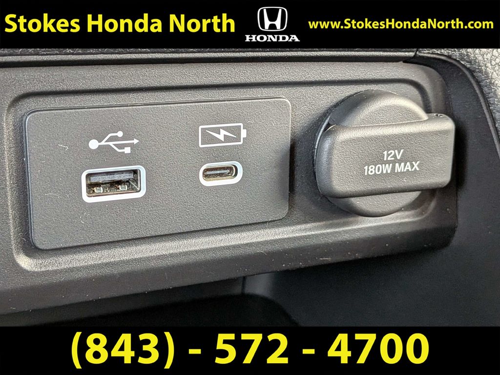 Used 2025 Honda Pilot SUV
