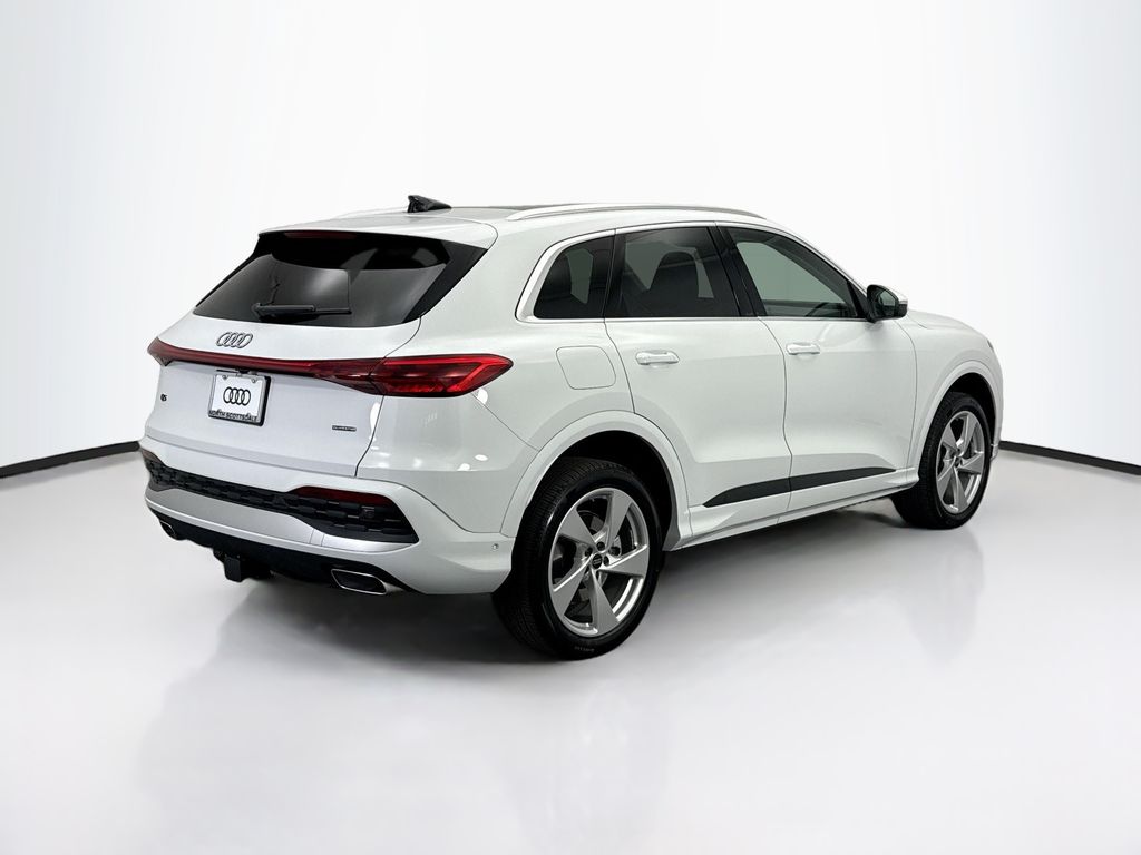 Thumbnail: 2025 Audi Q5 - 5