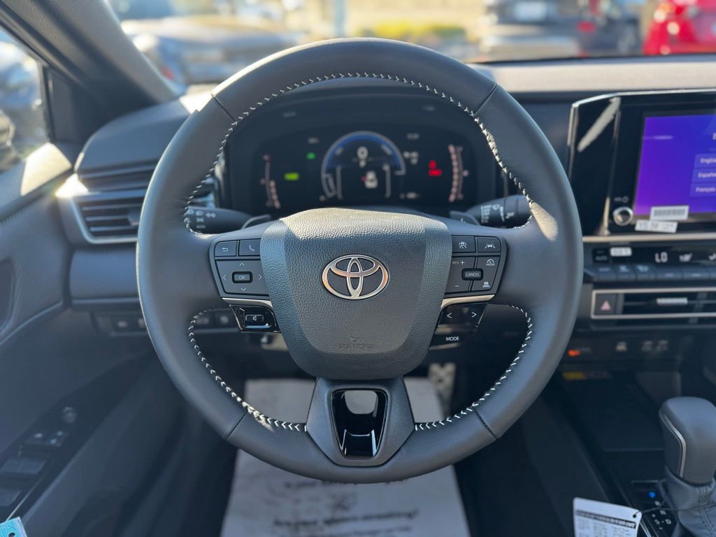 2025 Toyota Camry SE photo 24