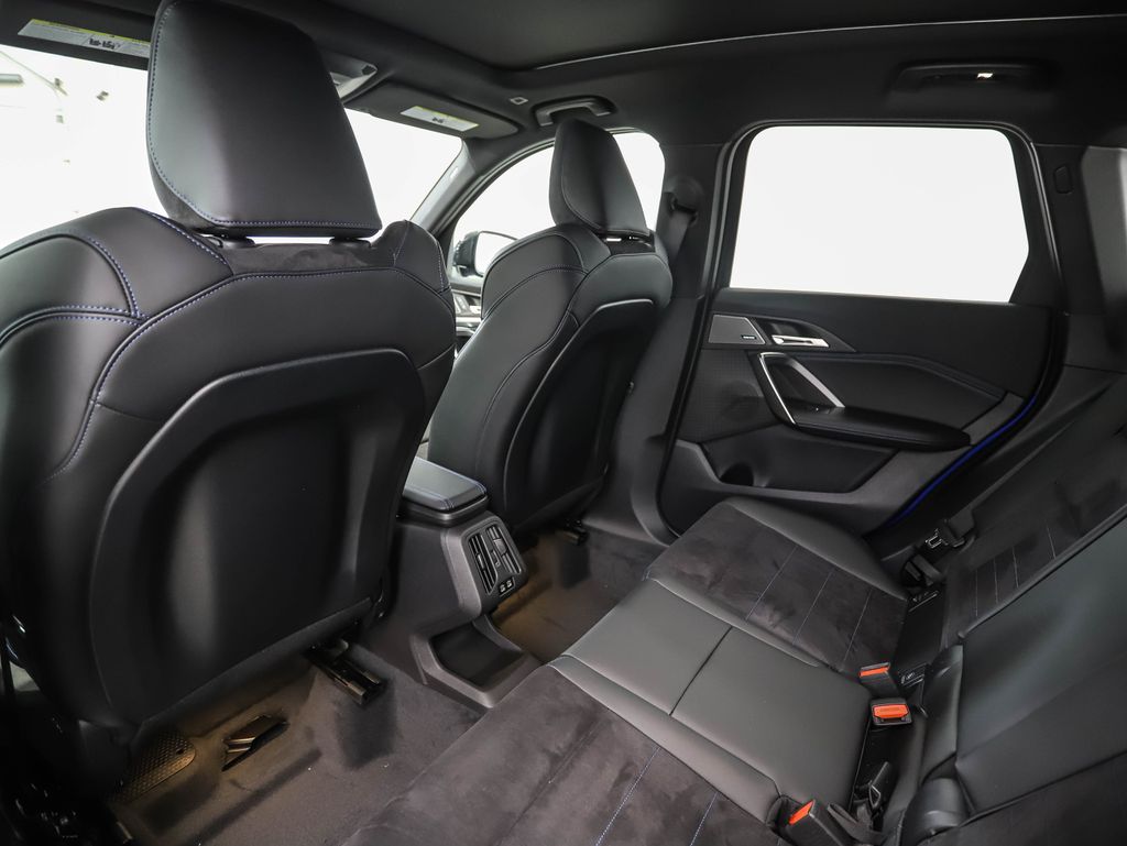 Thumbnail: 2026 BMW X1 - 21