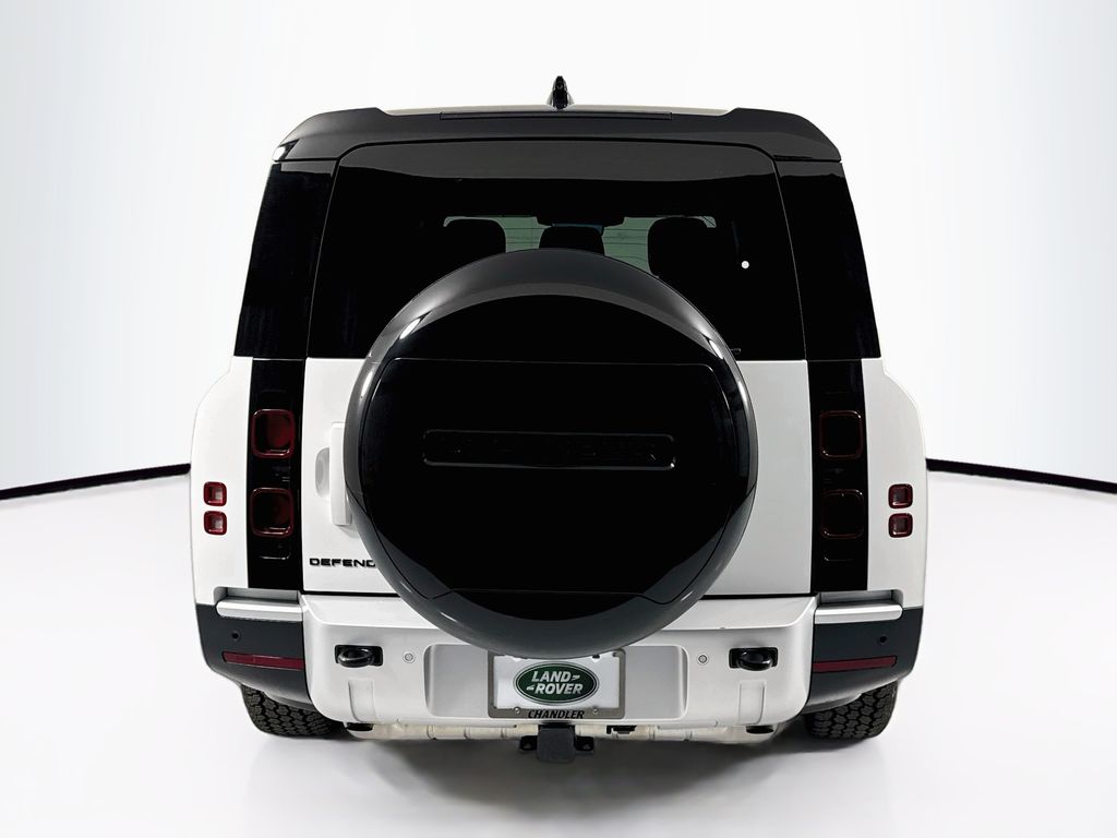 Thumbnail: 2024 Land Rover Defender - 6