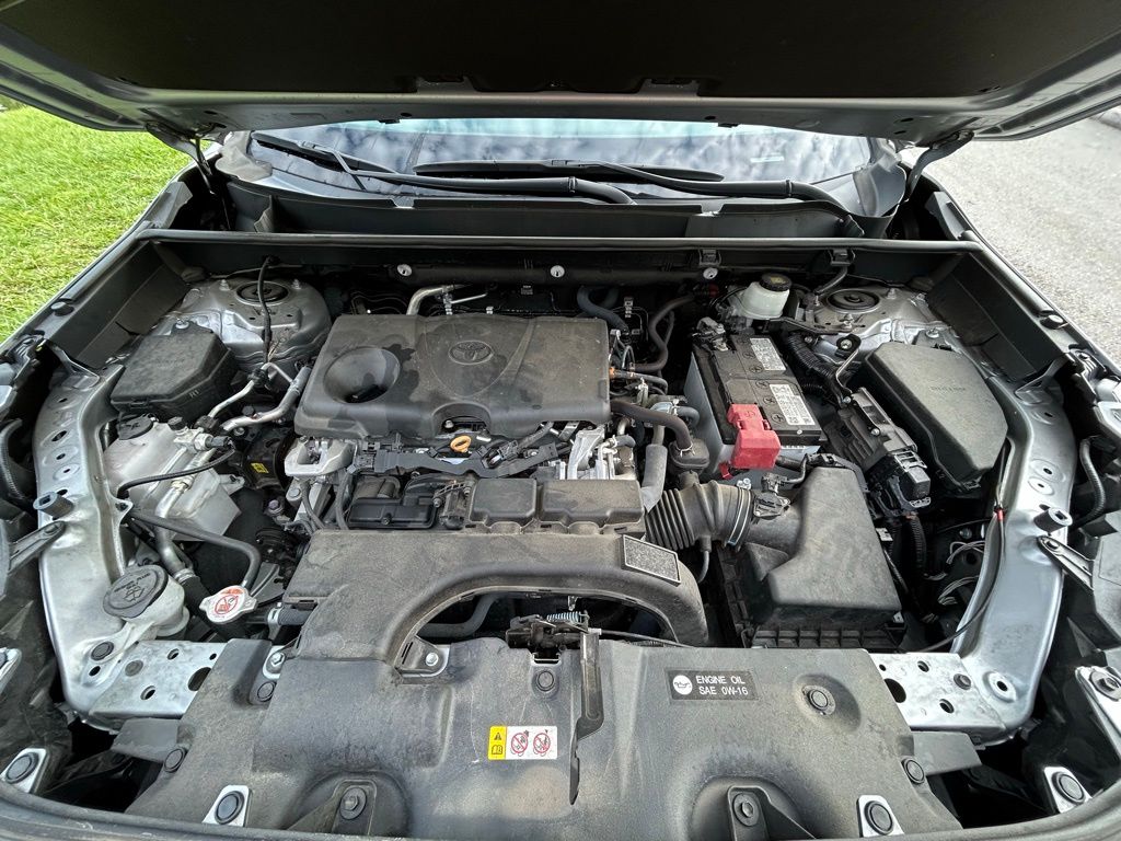 Thumbnail: 2021 Toyota RAV4 - 11