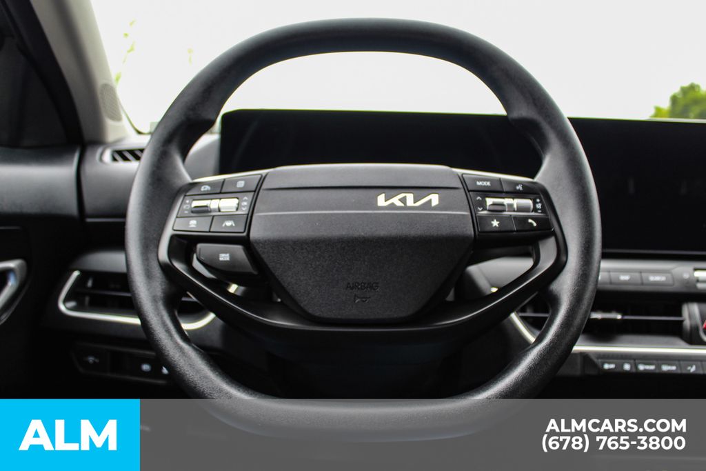 Used 2025 Gray Kia LXS image 24