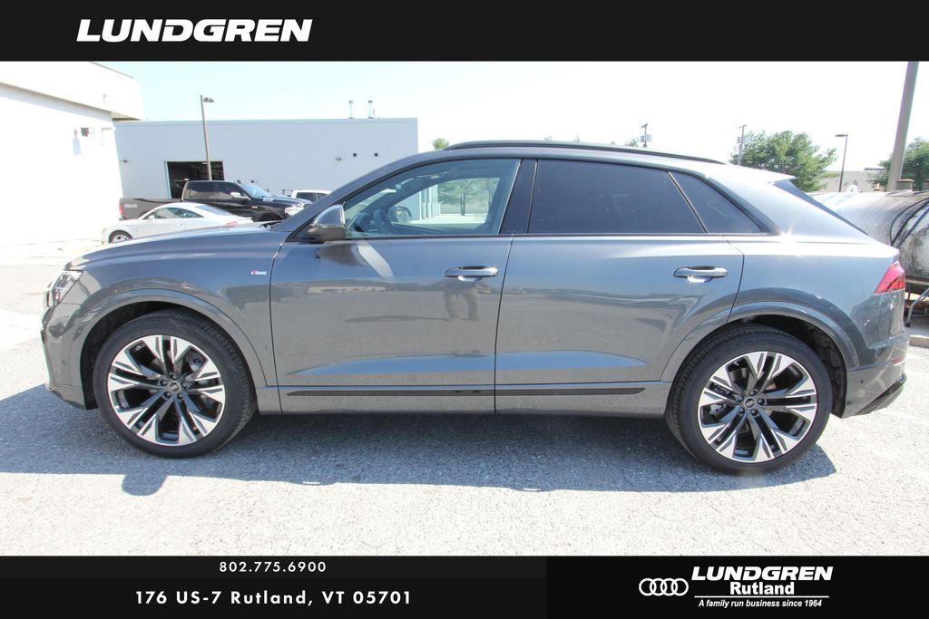 New 2026 Audi Q8 SUV