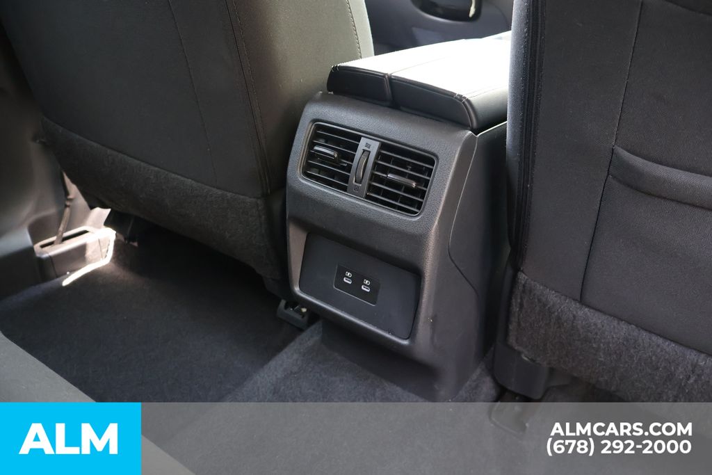 Used 2025 Gray Nissan SV image 26