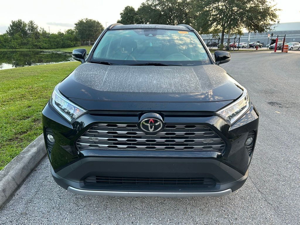 Thumbnail: 2021 Toyota RAV4 - 8