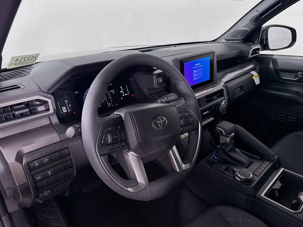 2025 Toyota Tacoma SR5 - Photo 12