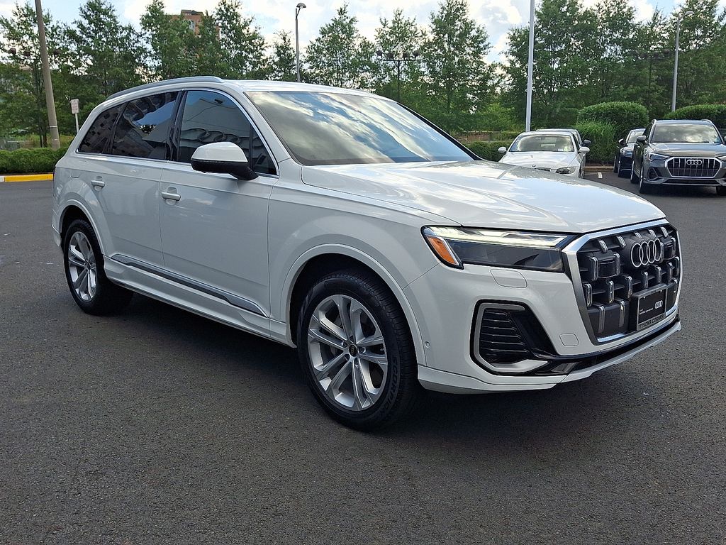Thumbnail: 2025 Audi Q7 - 3
