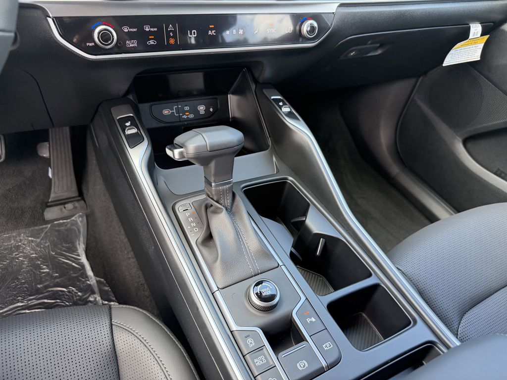 new 2026 Kia Sorento car, priced at $32,889