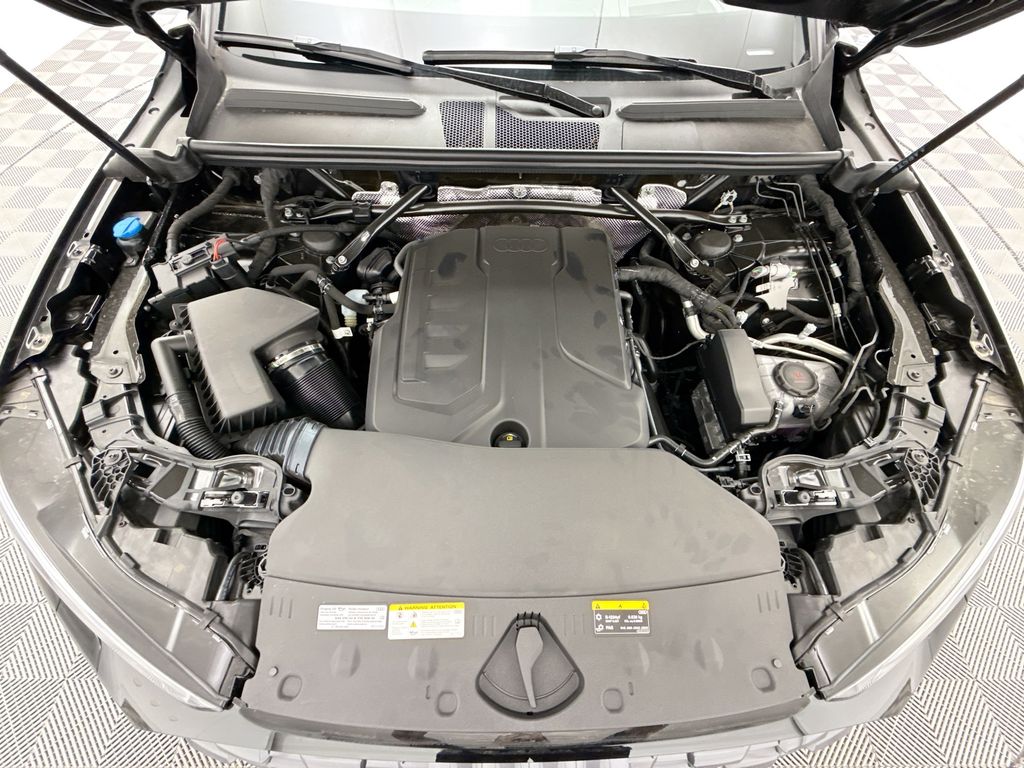 Thumbnail: 2025 Audi Q5 - 28