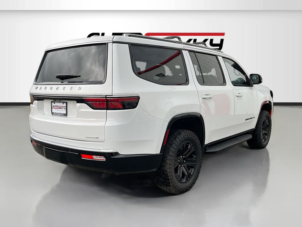 Used 2023 White Jeep Series II image 7