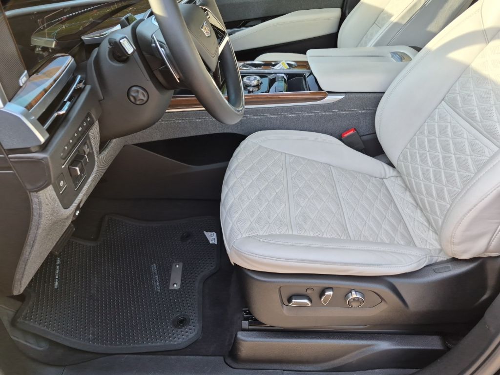 Used Car 2025 Cadillac Escalade Esv  Sport Platinum For Sale Under $120,000 In Austin, Texas