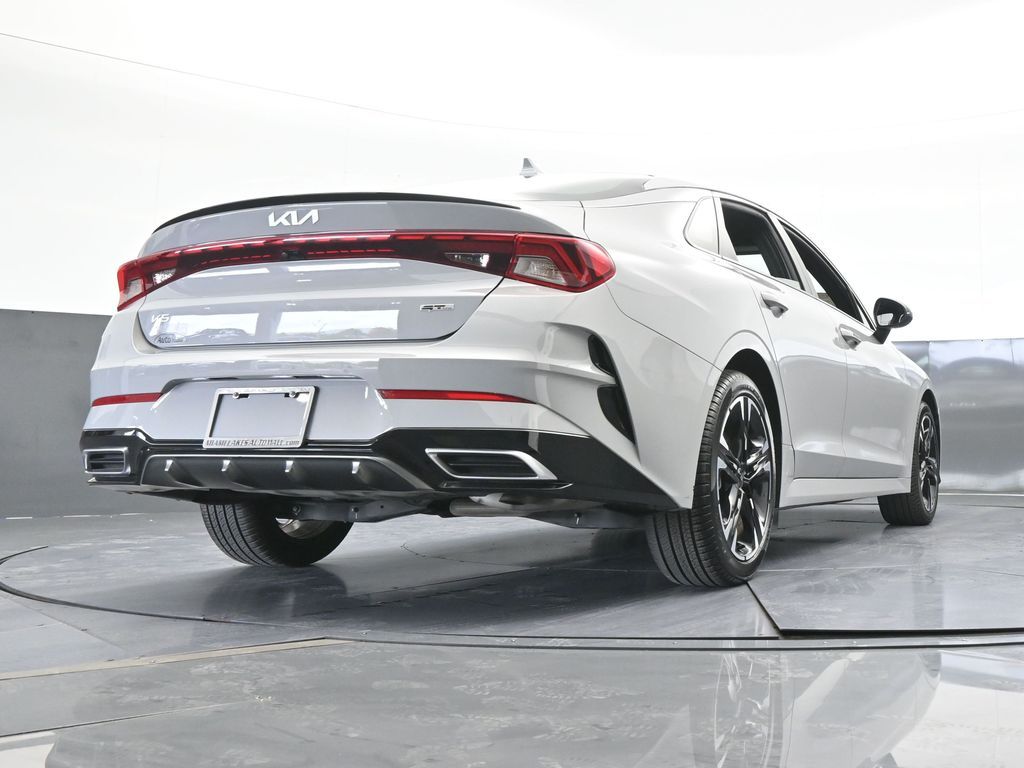 Used 2023 Wolf Gray Kia GT-Line image 56