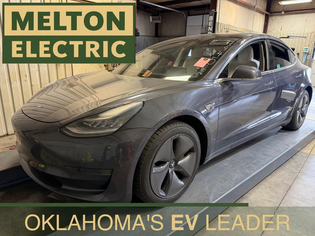 Midnight Silver Metallic 2020 Tesla Model 3 Standard Range Plus RWD Sedan Rear-Wheel Drive 1-Speed Automatic