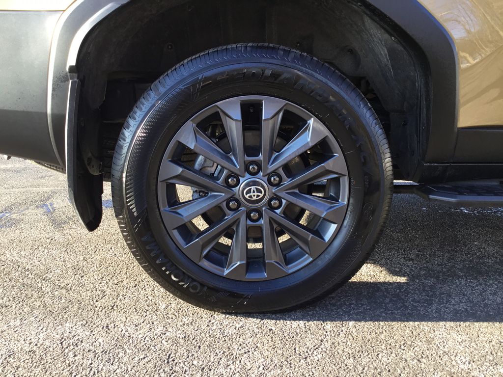 Thumbnail: 2026 Toyota Land Cruiser - 11