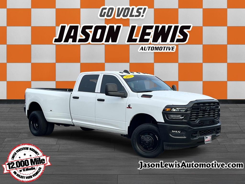 Bright White Clearcoat 2025 RAM 3500 Pickup Truck Four-Wheel Drive 8-Speed Automatic