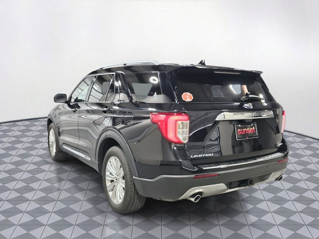 Used 2020 Black Ford Limited image 8