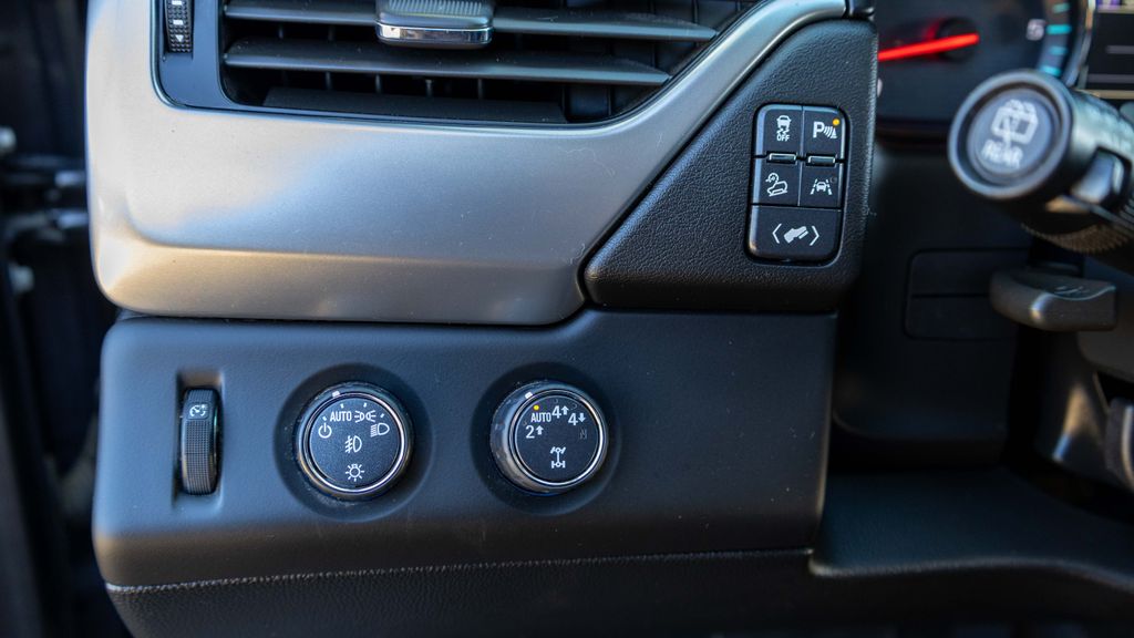 Used 2020 Chevrolet Suburban LT 4D Sport Utility