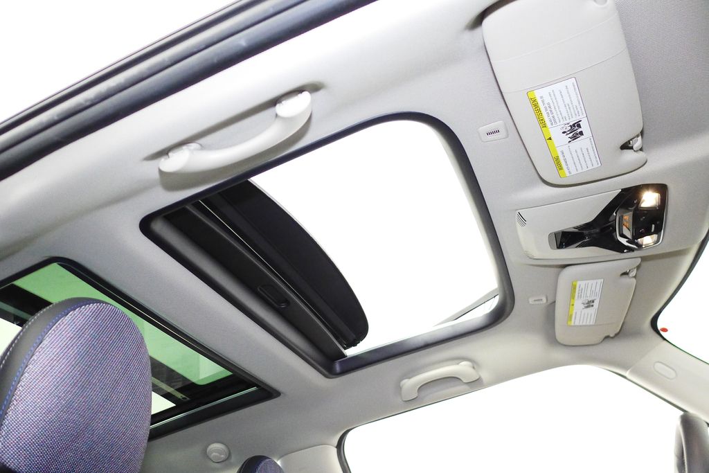 Thumbnail: 2025 MINI Cooper - 19