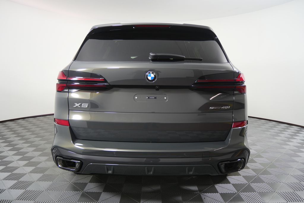 Thumbnail: 2026 BMW X5 - 4