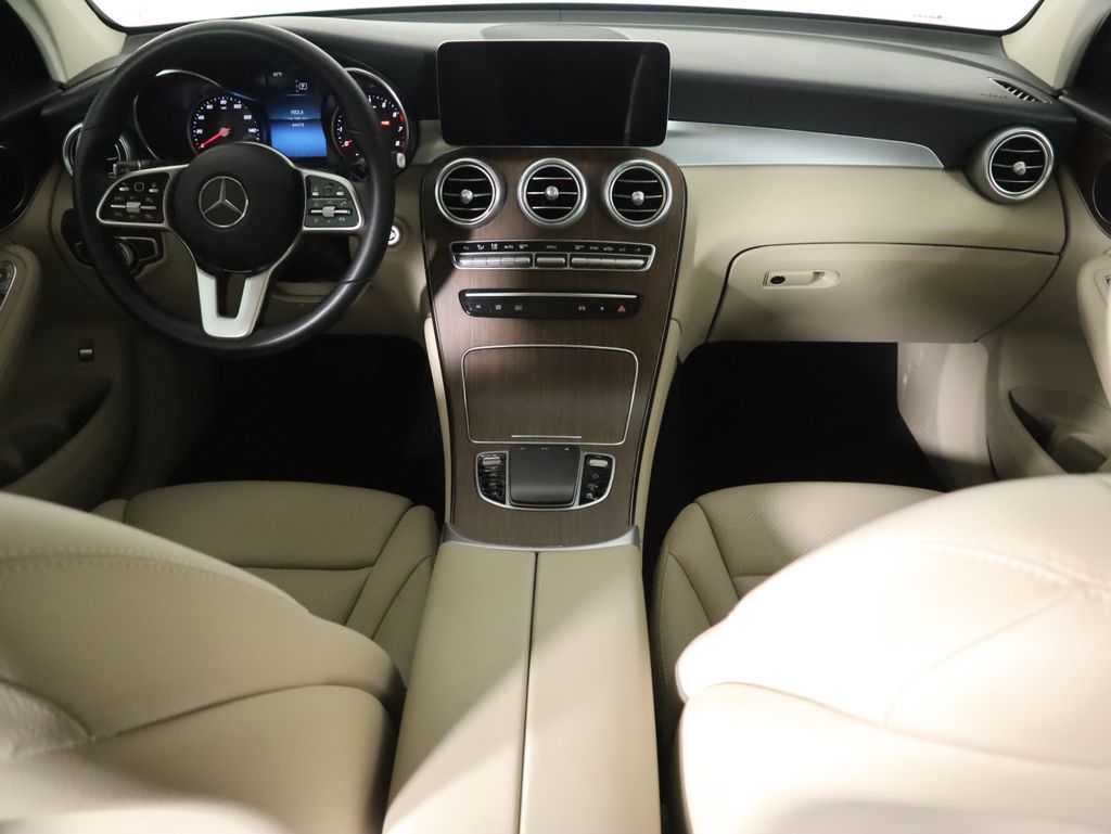 Thumbnail: 2022 Mercedes-Benz GLC - 13