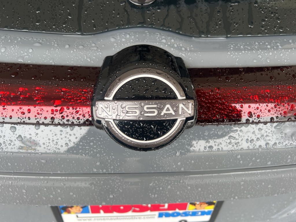 2024 Nissan Kicks SR photo