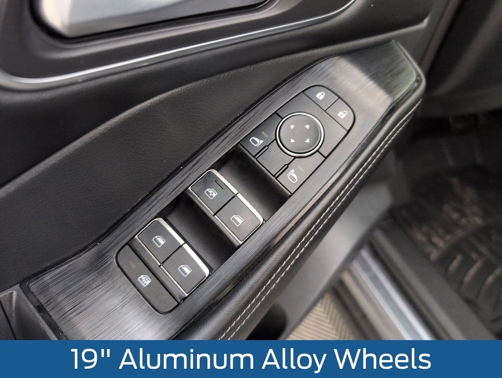 Certified Used 2021 Gray Nissan SL image 34