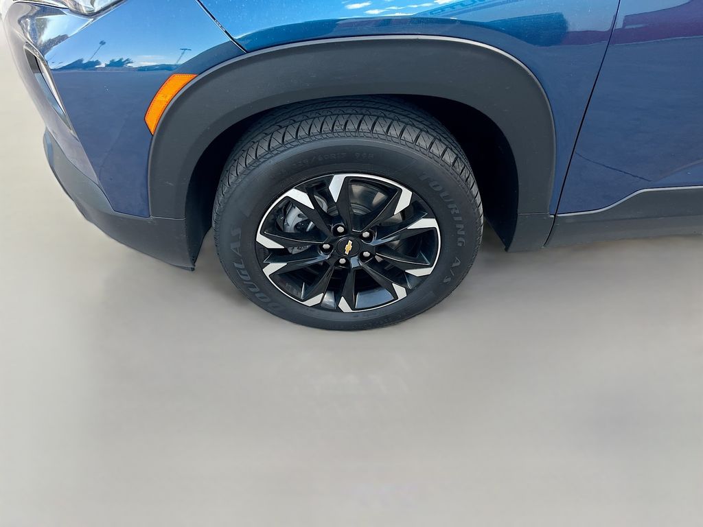 Used 2021 Blue Chevrolet LT image 30
