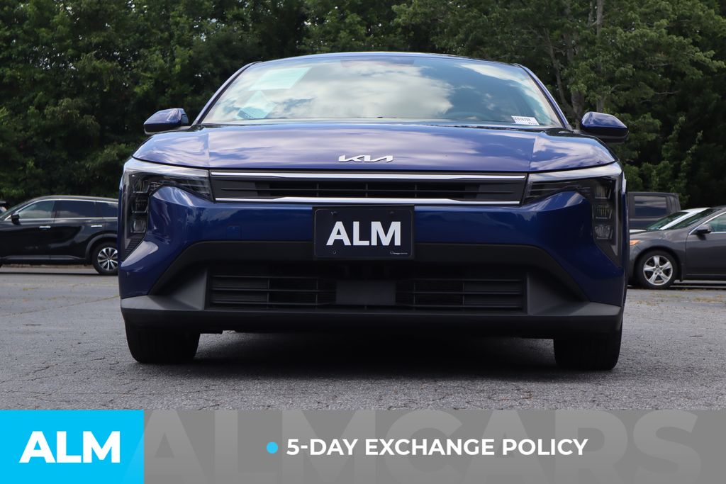 Used 2025 Blue Kia LXS image 4