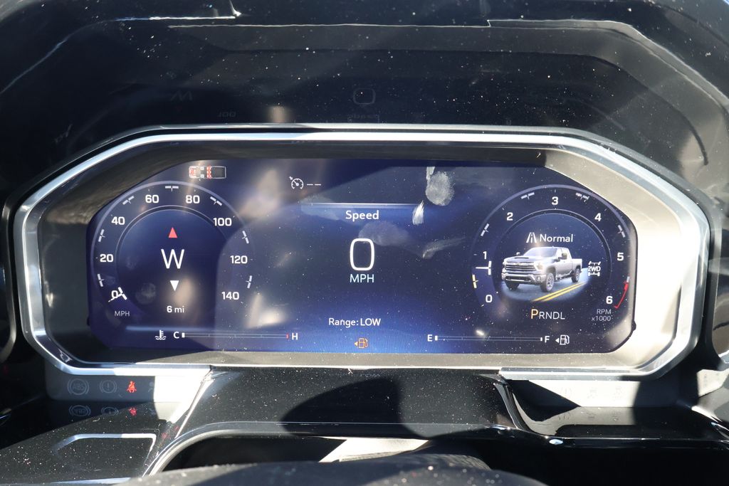 Thumbnail: 2026 Chevrolet Silverado 3500 - 18