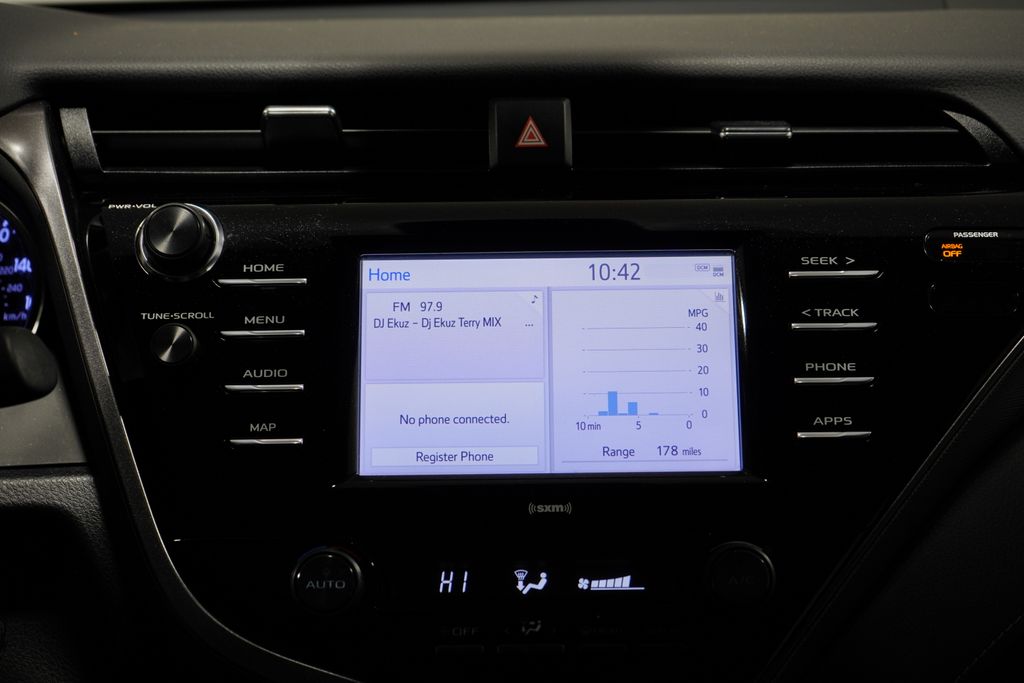 Thumbnail: 2020 Toyota Camry - 12