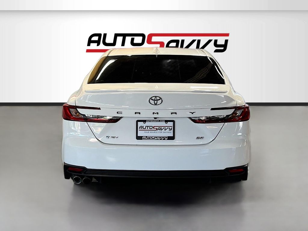 Used 2025 Ice Toyota SE image 6
