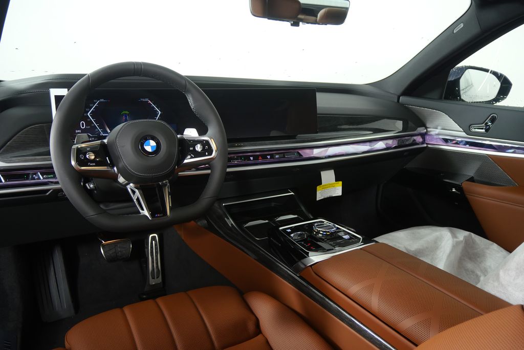 Thumbnail: 2026 BMW 7 Series - 19
