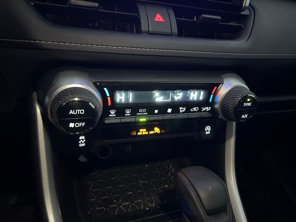 Thumbnail: 2023 Toyota RAV4 - 26