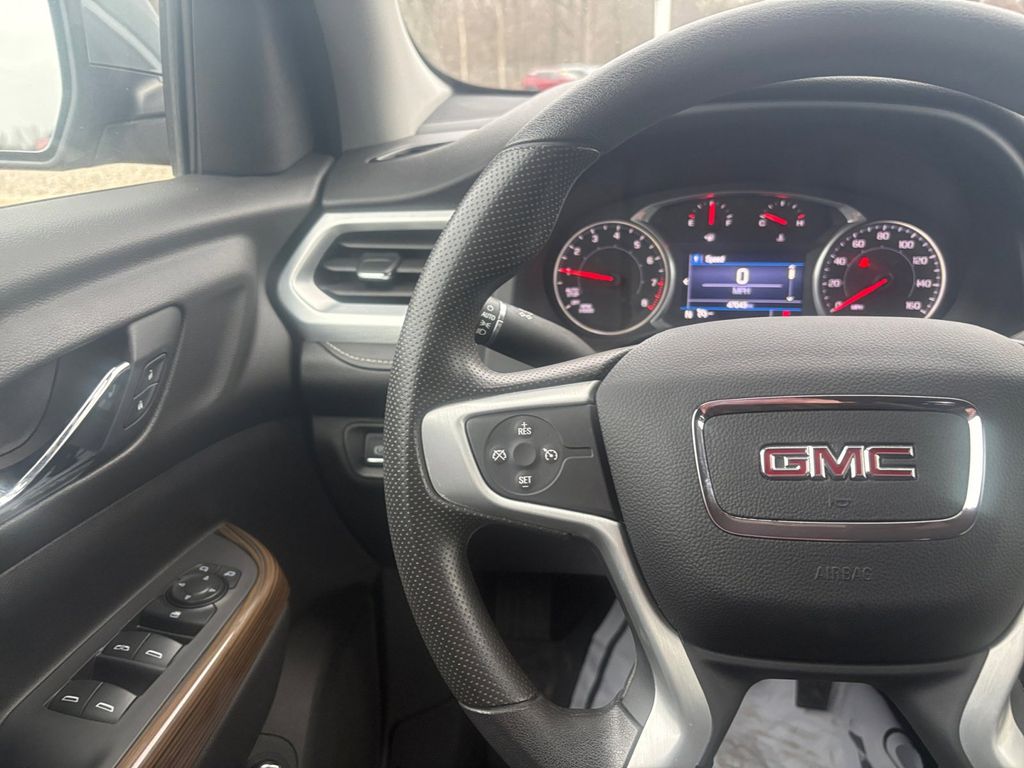 2021 GMC Acadia SLE 17